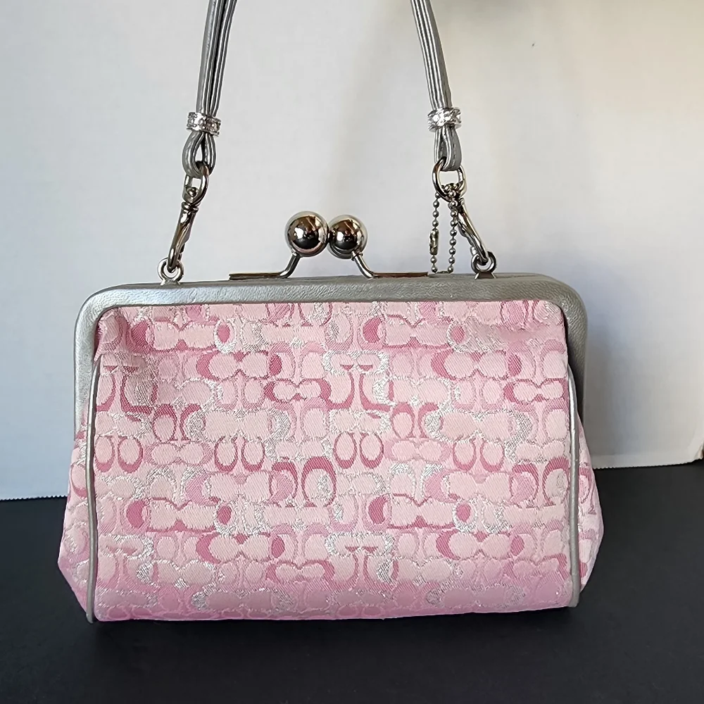 Coach Rare Vintage Pink Optic Signature Lurex Framef Kisslock Bag 2004, 8948 - Picture 3 of 14